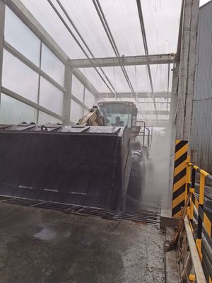 洗車機(jī)新型渣土車噴淋封閉式洗車機(jī)是環(huán)保的新方向